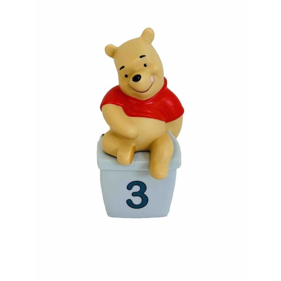 Who's Pooh? Plate Set 6 1/2" Child's Plate-Porcelain Retired Pooh Figurine-Used - Picture 10 of 13
